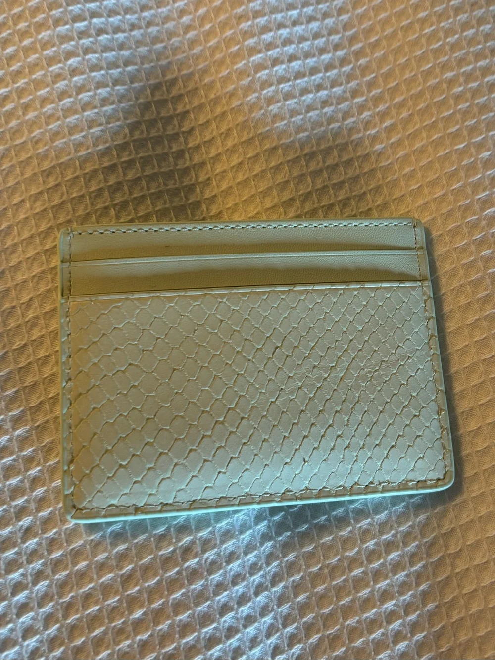 NWT Kate Spade Snake Small Slim Card Holder• Lime frosting with snake print